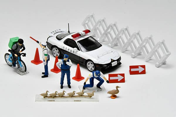 Tomica Limited Vintage Diocolle 64 1/64 #Car Snap 16b Police 2 | 4543736328544