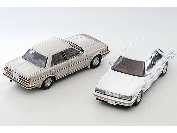Tomica Limited Vintage NEO 1/64 LV-N156c Toyota Cresta Exceed White 85 Model | 4543736329381