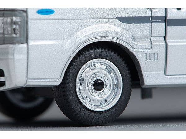 Tomica LV-N310a Bongo Brawny Low-Floor 5 Door GL Silver 2004 | 4543736329541
