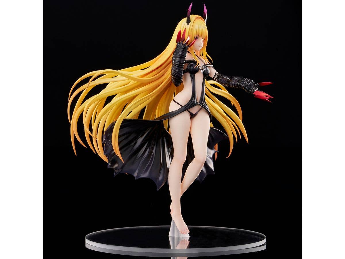 Union Creative To Love-Ru Darkness - Golden Darkness Darkness Ver. 1/6 | 4589642715603