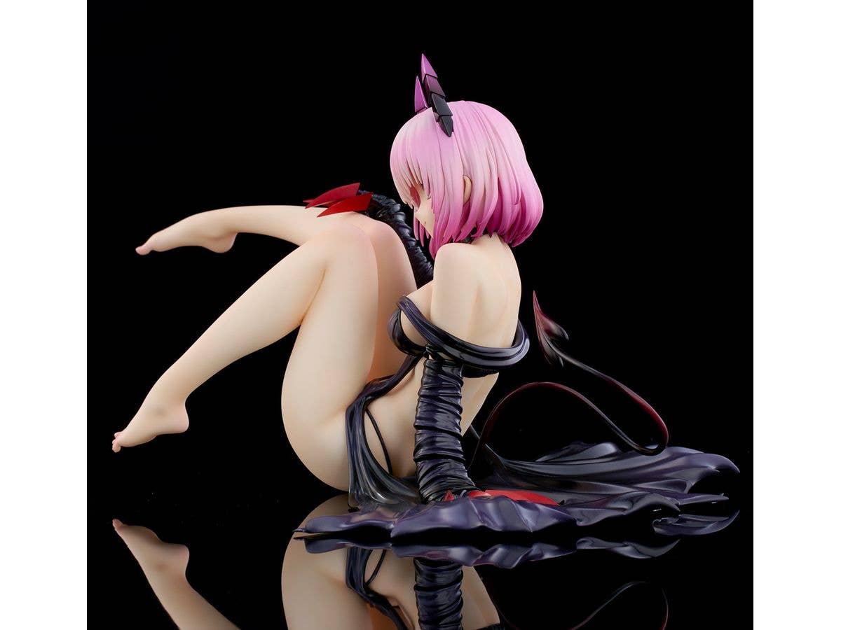 Union Creative To LOVE-Ru Darkness Momo Belia Deviluke Darkness Ver. 1/6 - Renewal Package Edition | 4589642716464