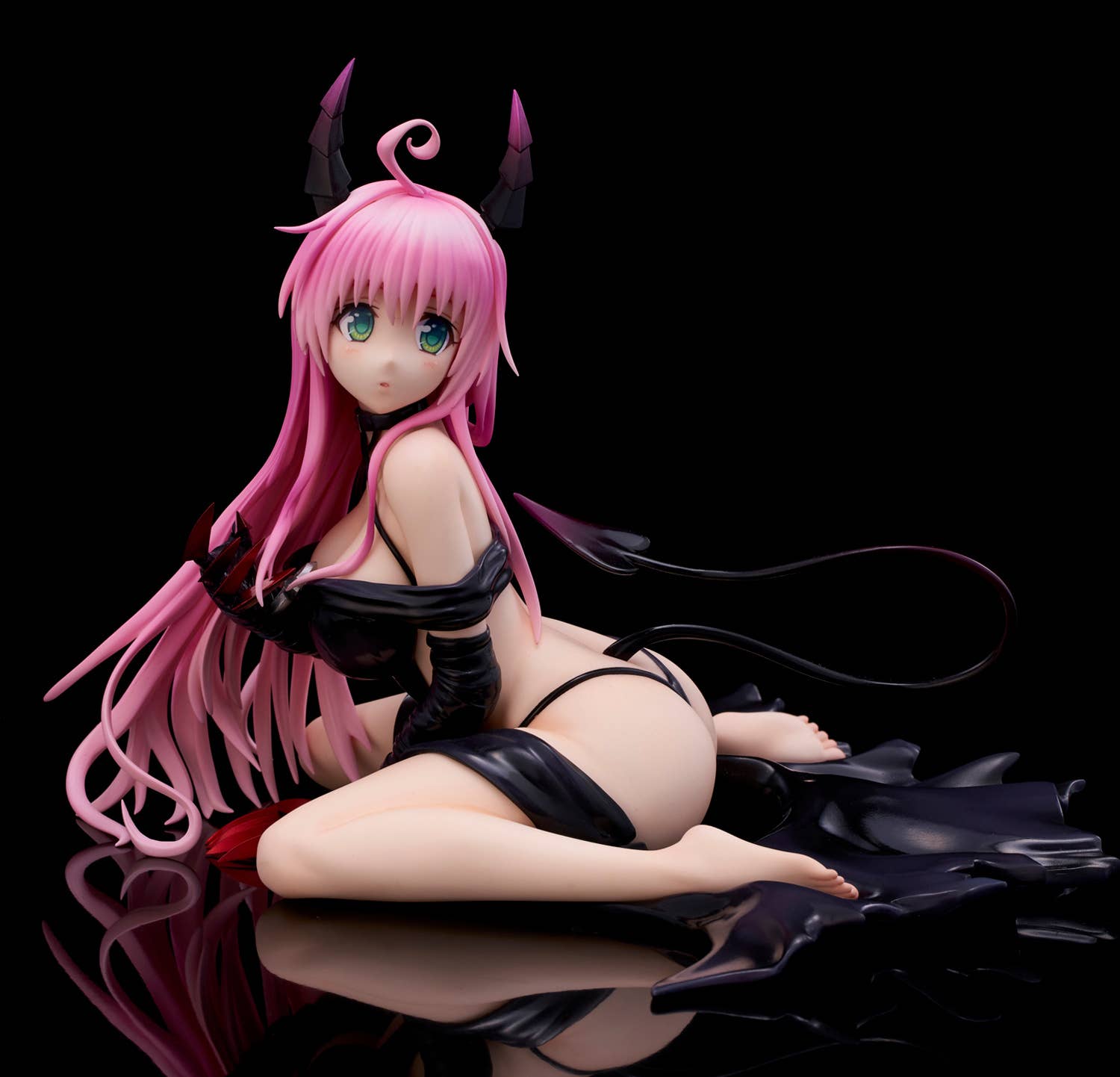 To LOVE-Ru Darkness Lala Darkness Ver. 1/6 Scale Figure - Renewal Package Edition | 4589642716518