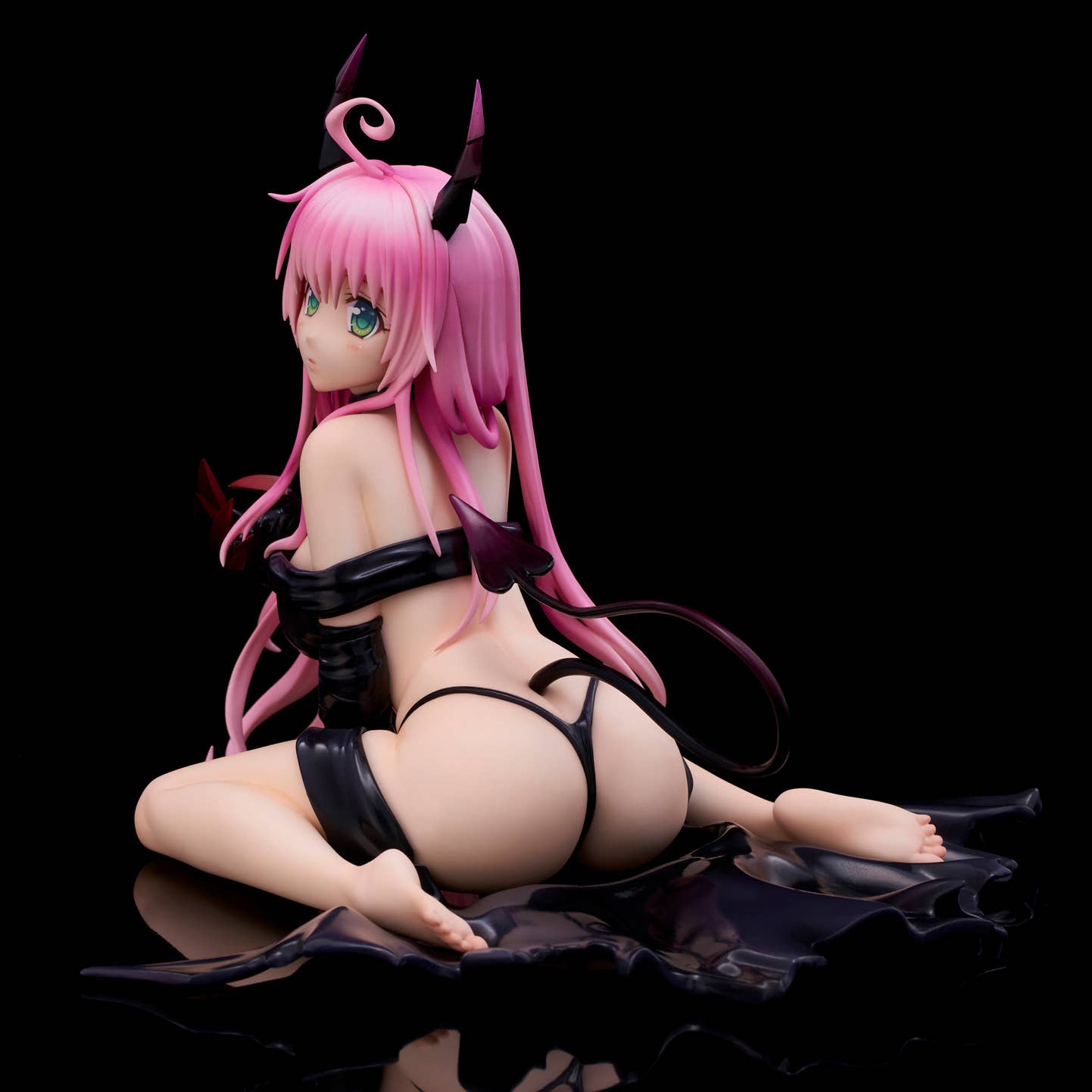 To LOVE-Ru Darkness Lala Darkness Ver. 1/6 Scale Figure - Renewal Package Edition | 4589642716518