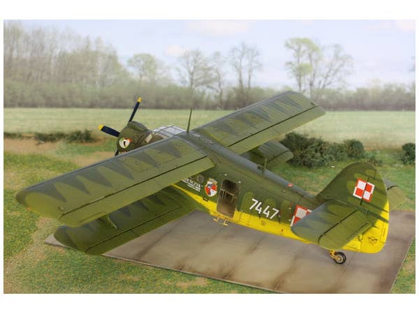 Valom 1/48 Antonov An-2 Colt (Military) | 8594054294017