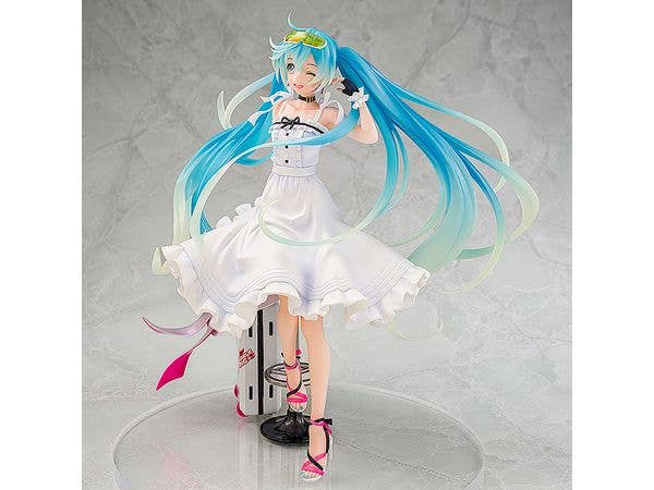 Wonderful Works Racing Miku 2021: Vacation Style Ver. | 4580522750318