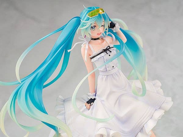 Wonderful Works Racing Miku 2021: Vacation Style Ver. | 4580522750318