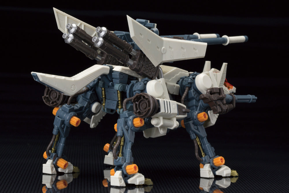 Kotobukiya 1/72 Zoids RHI-3 Command Wolf Repackage Ver., Action Figure Kit | 190526024489
