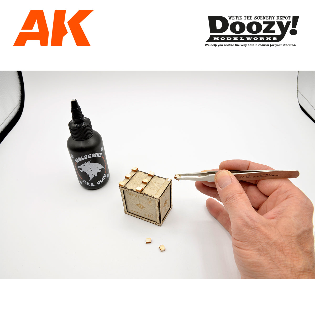 Doozy 1/24 Wooden Box Auto Parts | 8435568328969