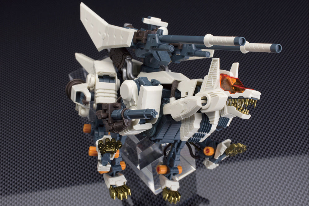 Kotobukiya 1/72 Zoids RHI-3 Command Wolf Repackage Ver., Action Figure Kit | 190526024489