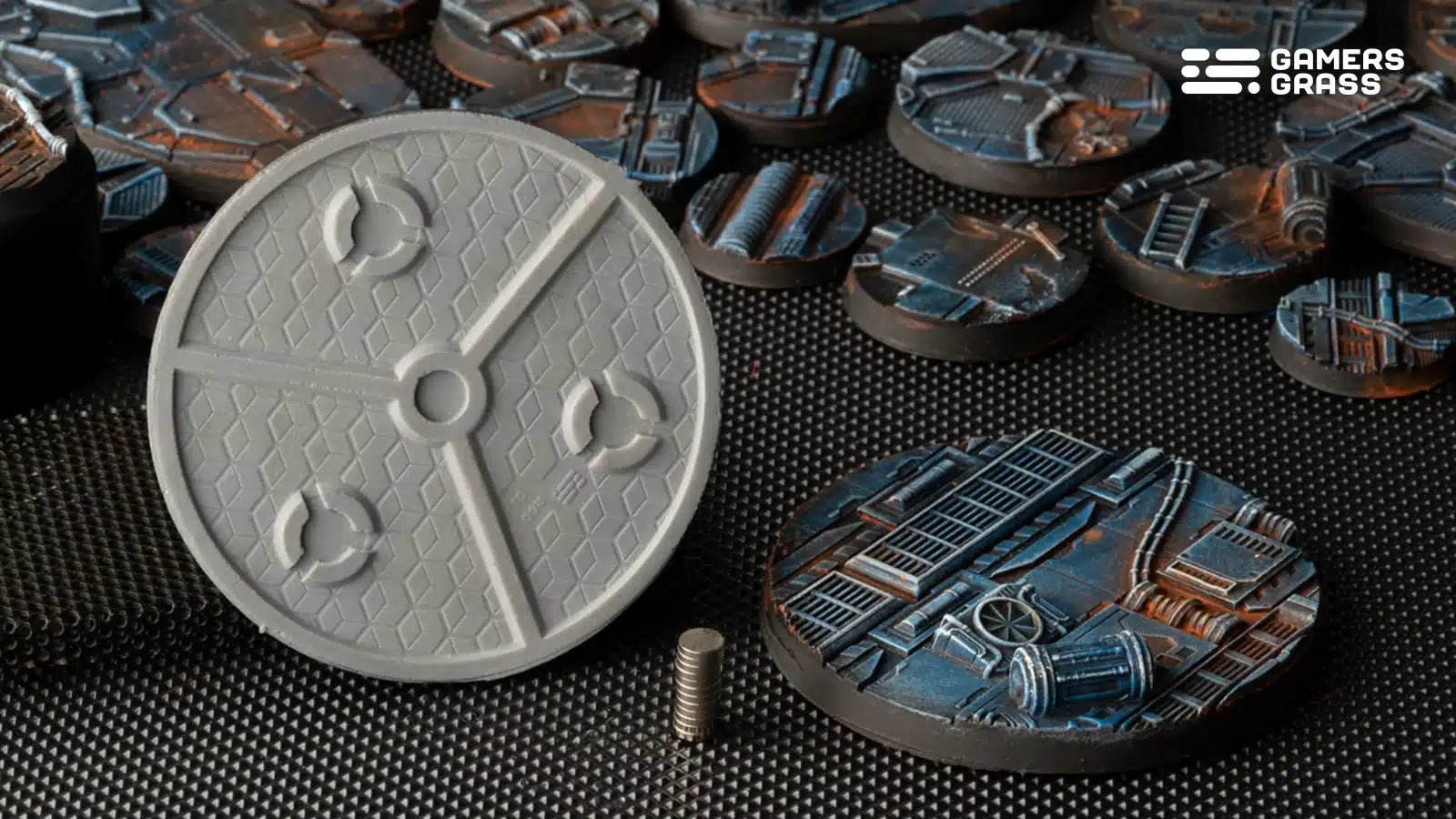 Gamers Grass Battle Ready Bases - Spaceship Corridor - Round 60mm (x2) | 738956790255