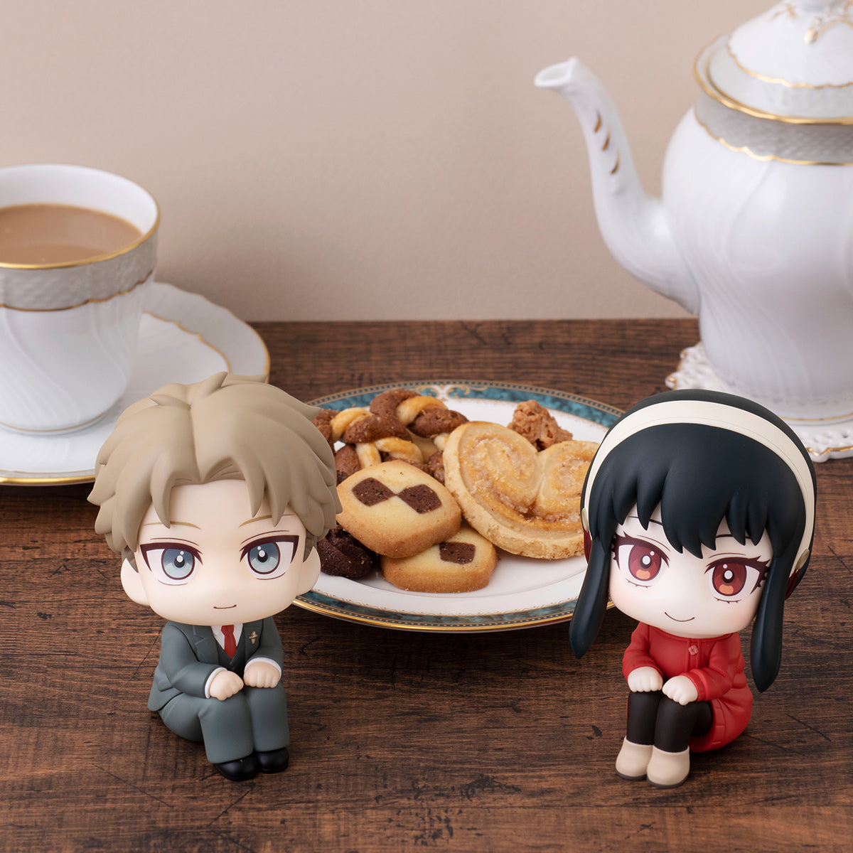 Megahouse LookUp Loid Forger & Yor Forger (with gift) "SpyxFamily" | 4535123835810