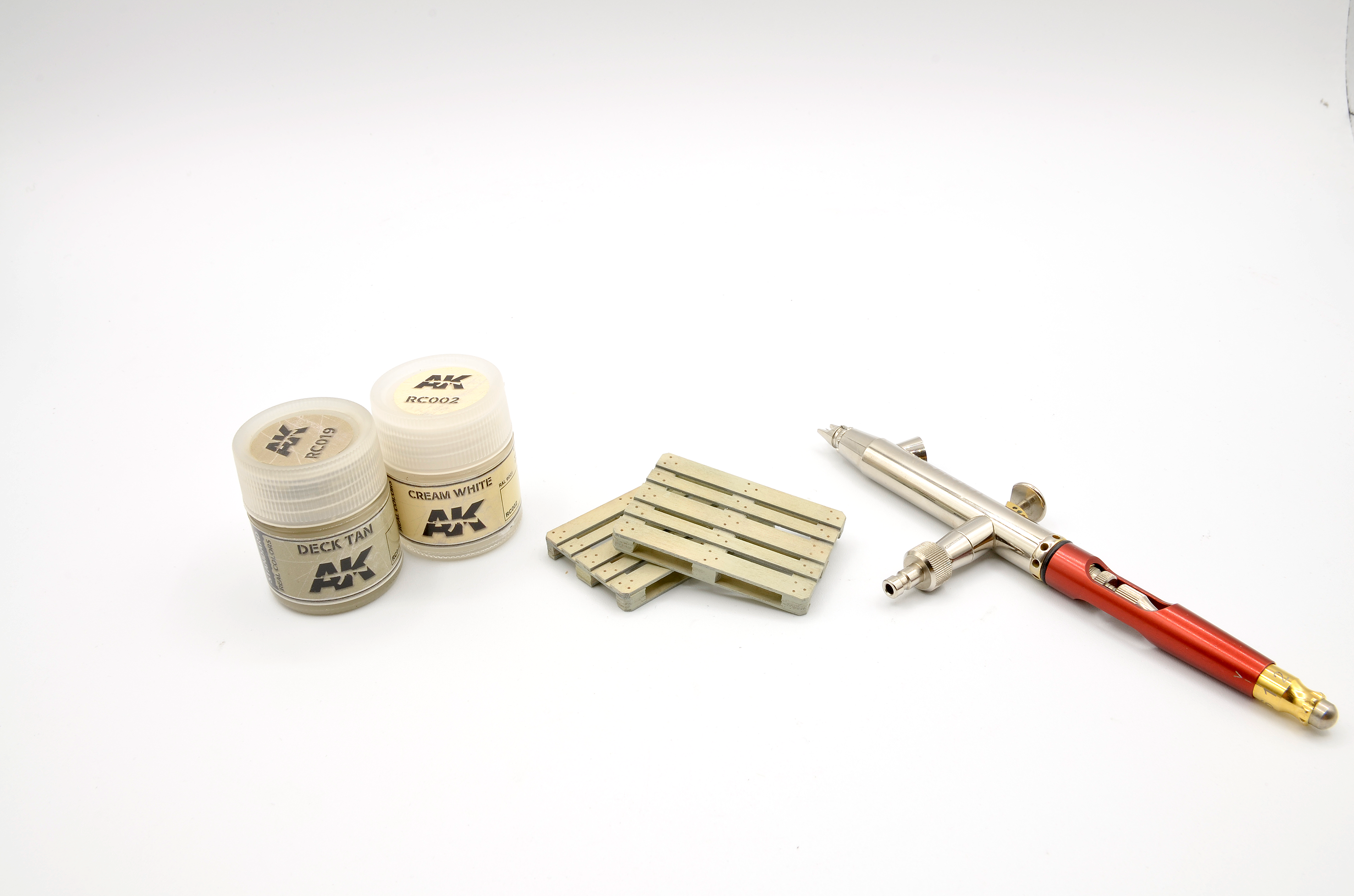 Doozy 1/24 Wooden Euro Pallet, 5 Units | 8435568328976