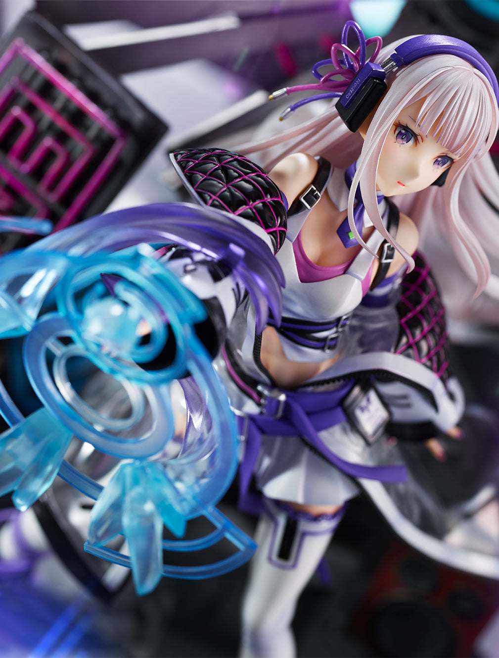 eStream Emilia -Neon City Ver.- 1/7 scale figure | 4580086817687