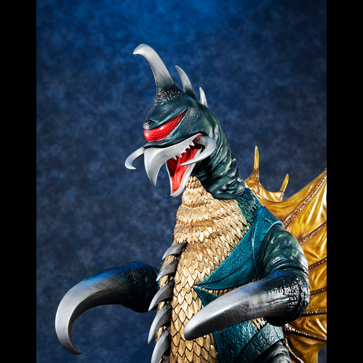 Megahouse Ultimate Article Monsters Gigan (1972) "Godzilla" | 4535123833526