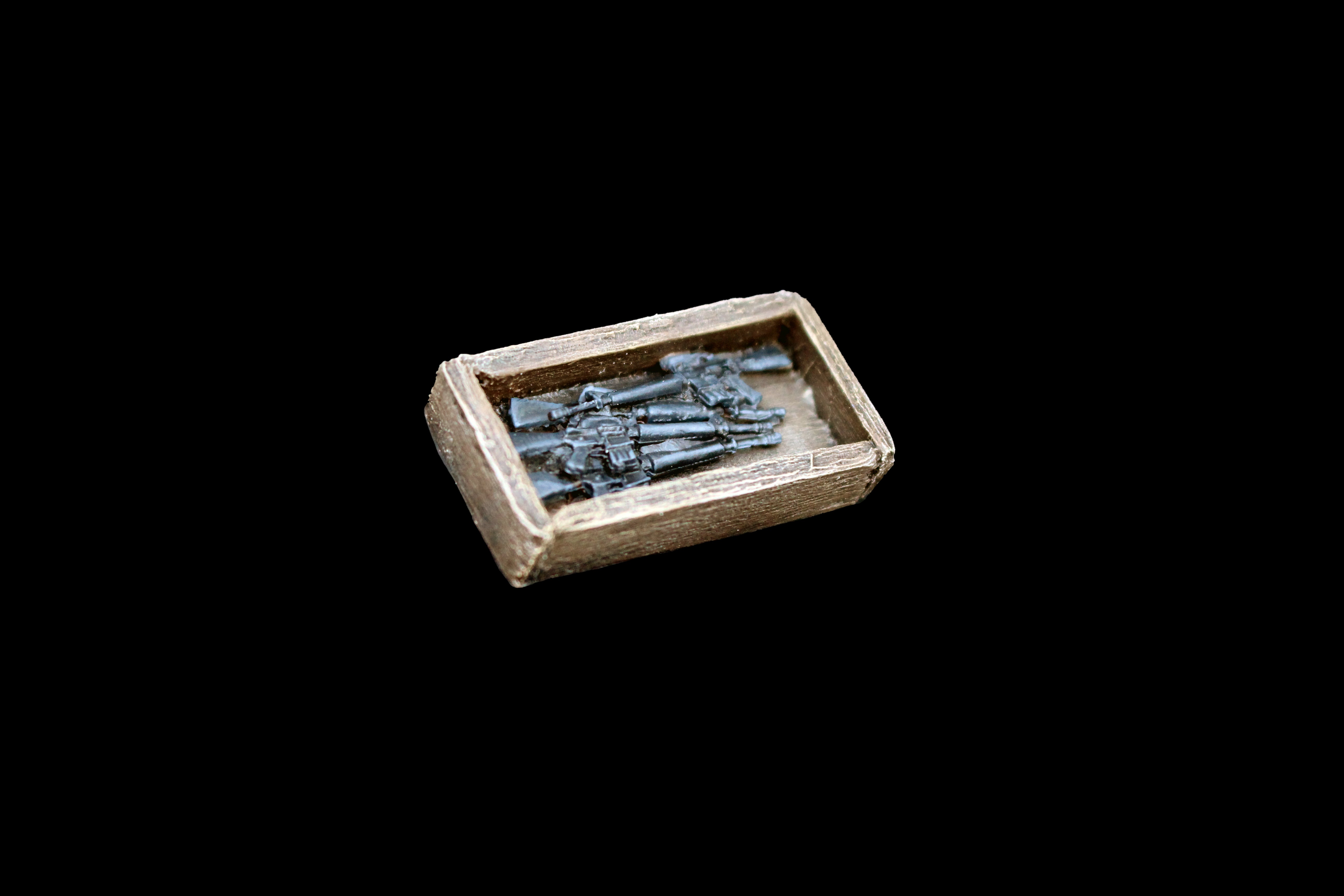 AK Interactive Scenography Wargame Set Weapon Cases (30-35mm) | 8435568334250