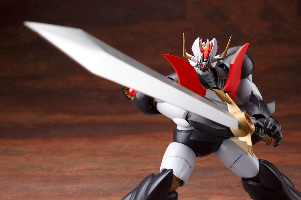 Kotobukiya Mazinger Z - Mazinkaiser (9.06 Inch Tall approx) Full Action Model Kit | 190526036147