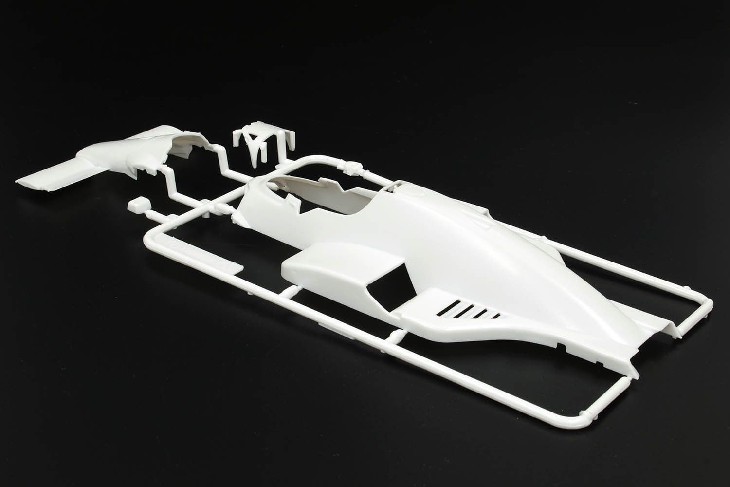 Platz 1/20 McLaren MP4/2C '86 Portuguese GP | 4545782063066