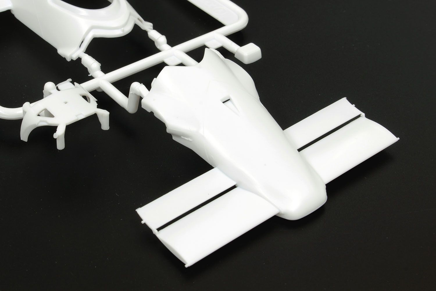Platz 1/20 McLaren MP4/2C '86 Portuguese GP | 4545782063066