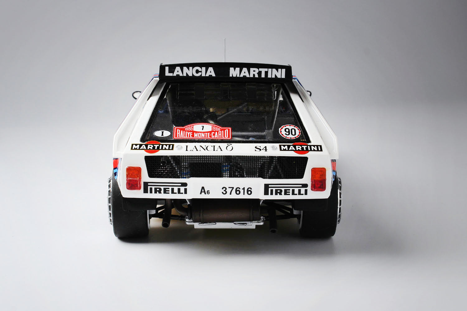 Platz NuNu 1/24 Racing Series: Lancia Delta S4 '86 Monte Carlo Rally | 4545782077209