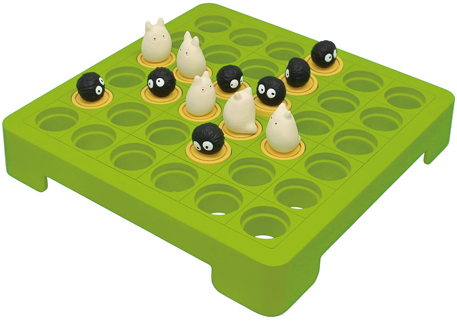 Ensky Board Game My Neighbor Totoro: Totoro and Kurosuke Reversi (Othello) Game 'My Neighbor Totoro' | 4970381402594