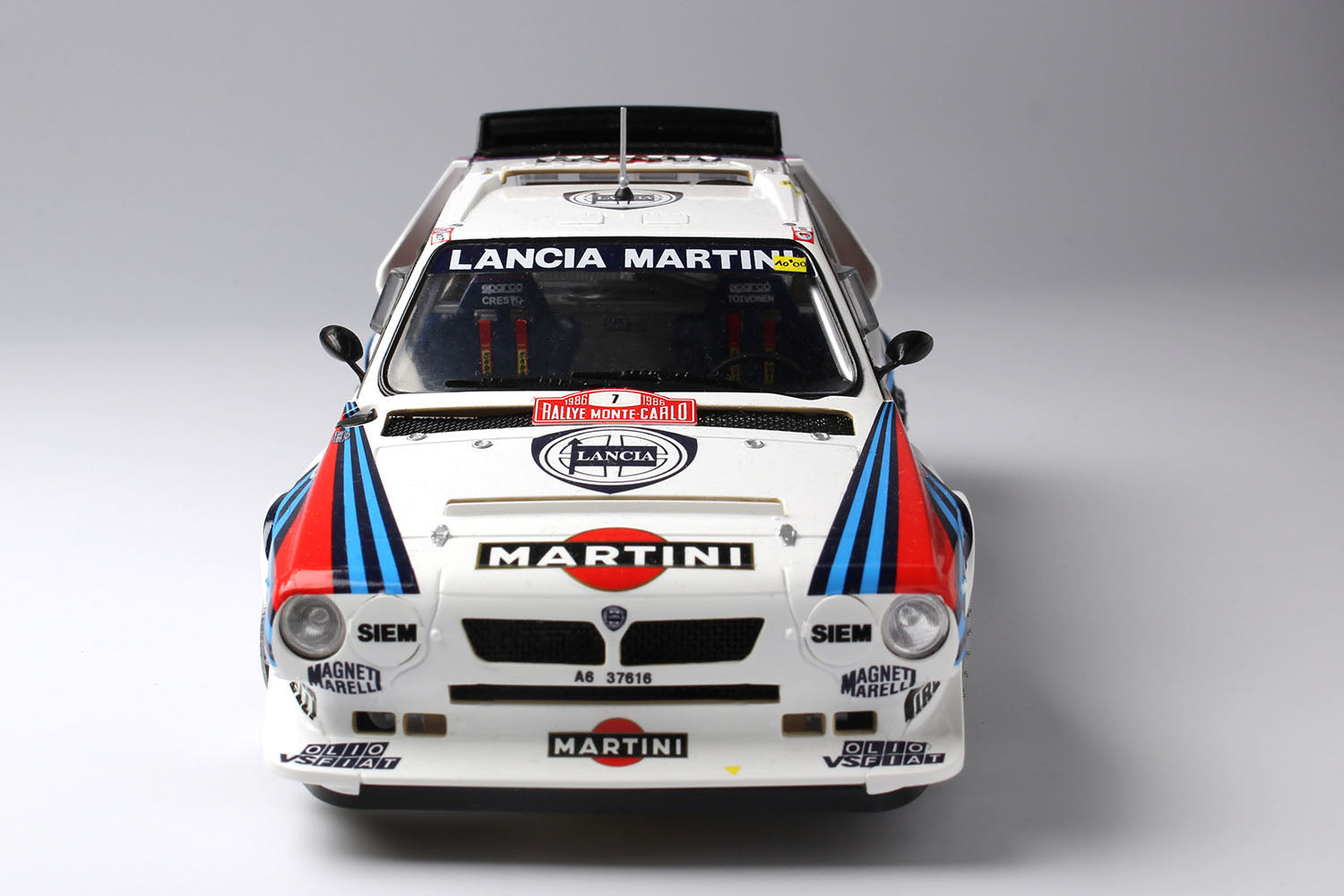 Platz NuNu 1/24 Racing Series: Lancia Delta S4 '86 Monte Carlo Rally | 4545782077209
