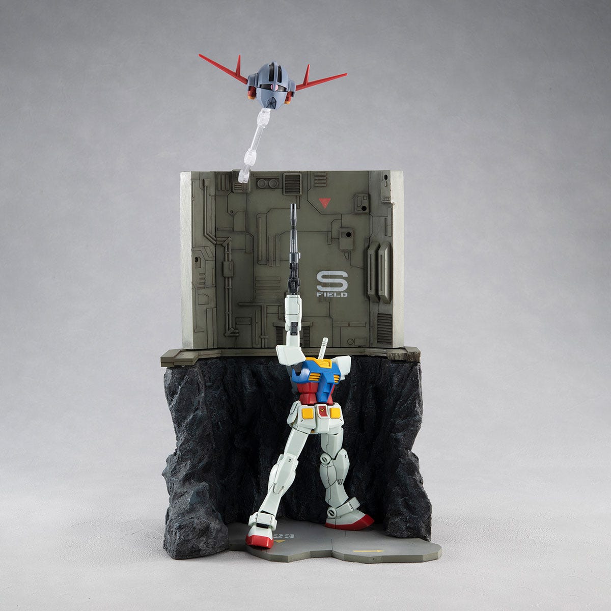 Megahouse Realistic Model Series G Structure The Last Shooting (For 1/144 HG Models) "Gundam" | 4535123832338