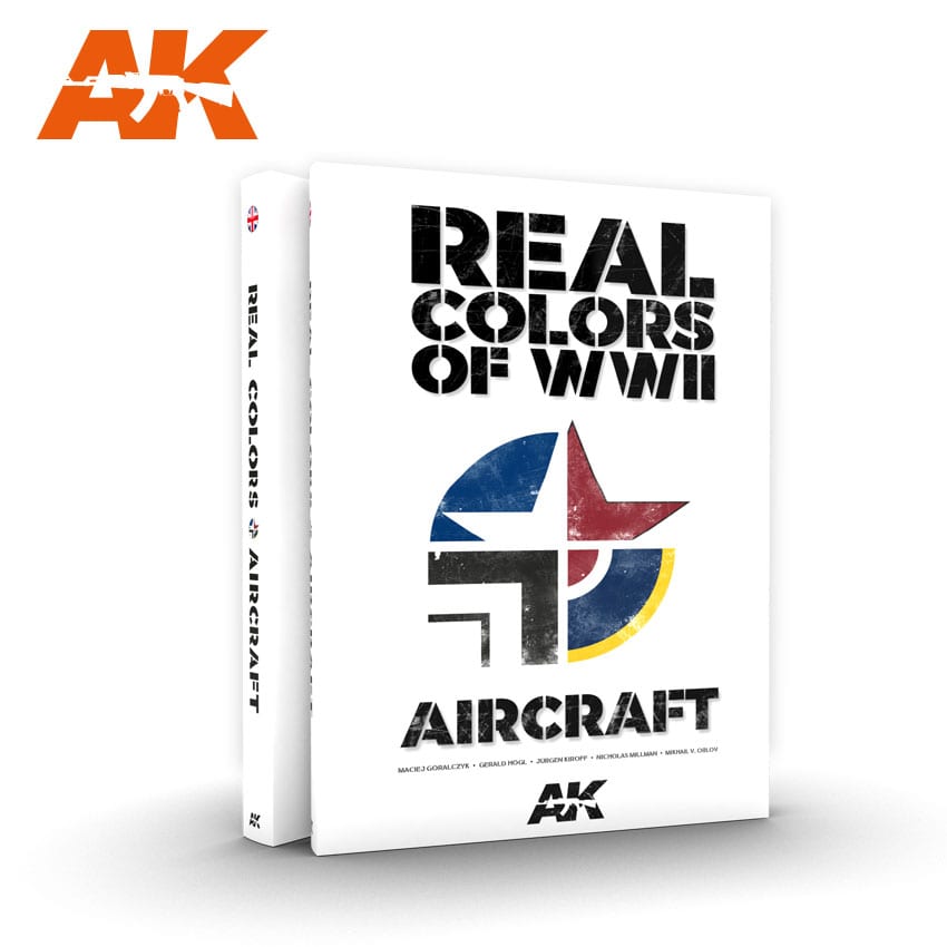 AK Interactive Real Colors Of WWII Aircraft - English | 8435568300385