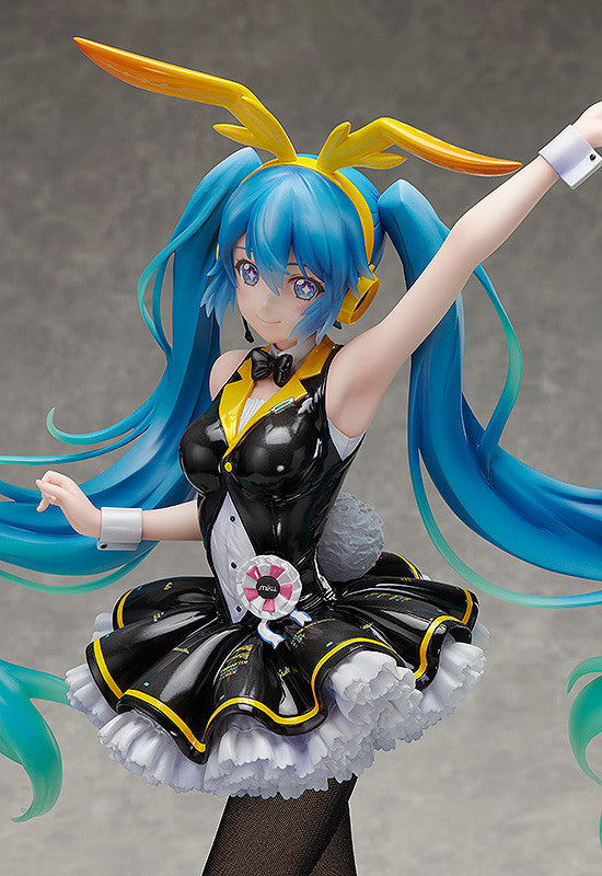Hatsune Miku Project Diva Arcade Series Miku My Dear Bunny Ver. (Re-Run) 1/4 Scale Figure | 4570001511066