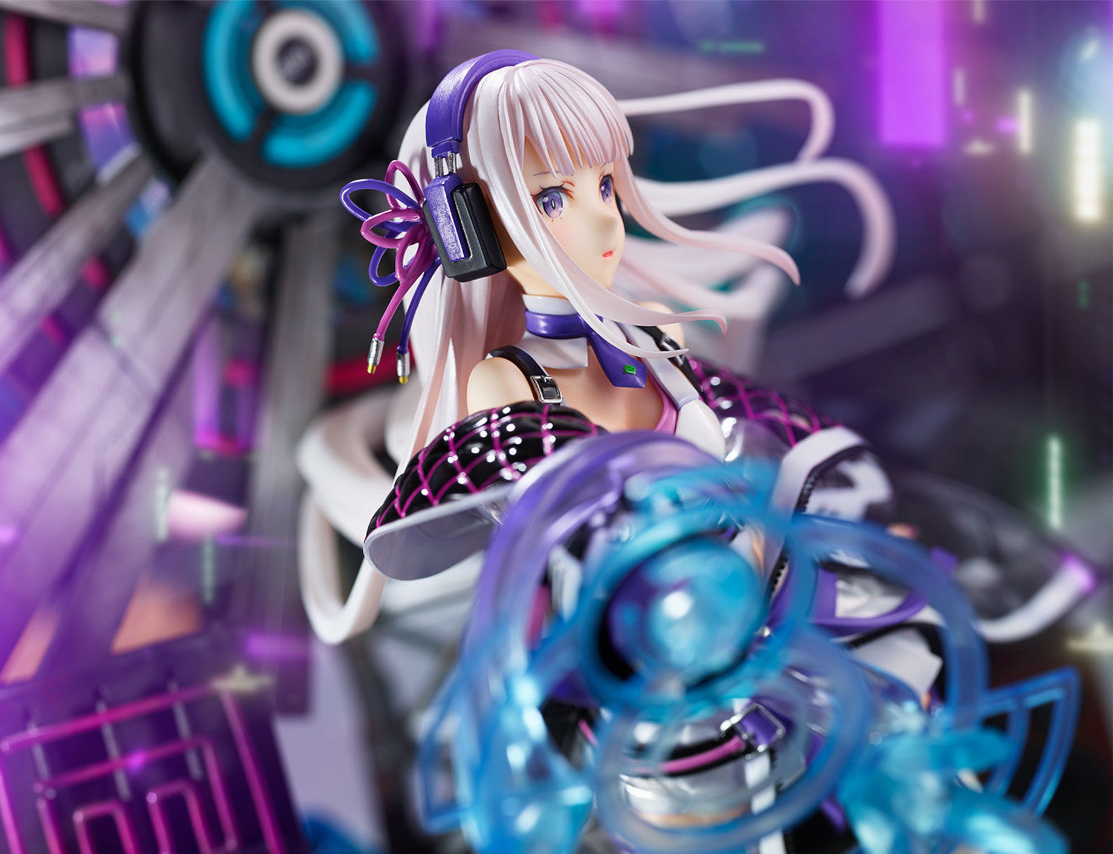 eStream Emilia -Neon City Ver.- 1/7 scale figure | 4580086817687