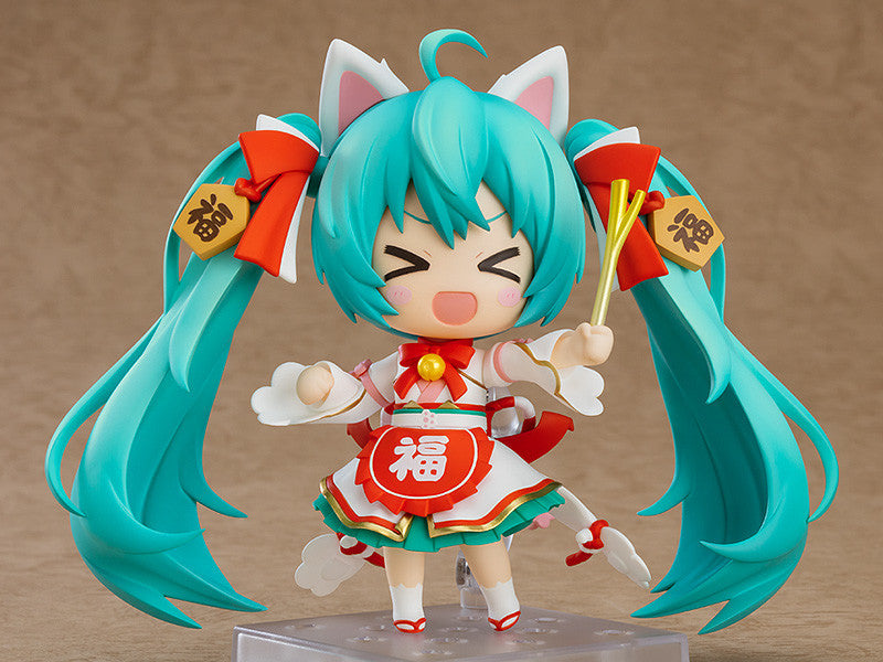 Character Vocal Series 01: Hatsune Miku Maneki Miku Ver. Nendoroid Doll | 4580590127401