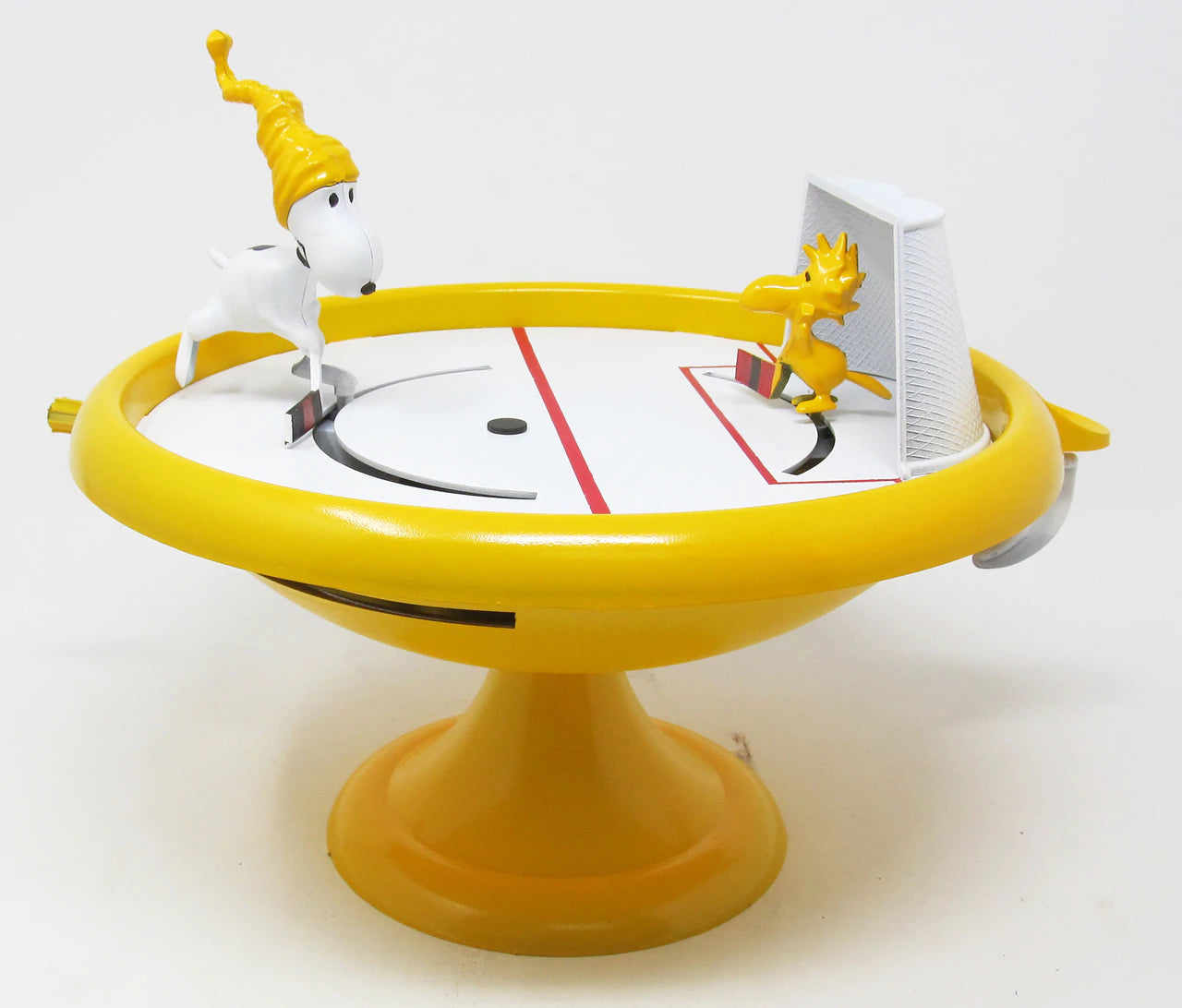 Atlantis Peanuts Snoopy Ice Hockey Game w/ Woodstock & Bird Bath | 850002740349