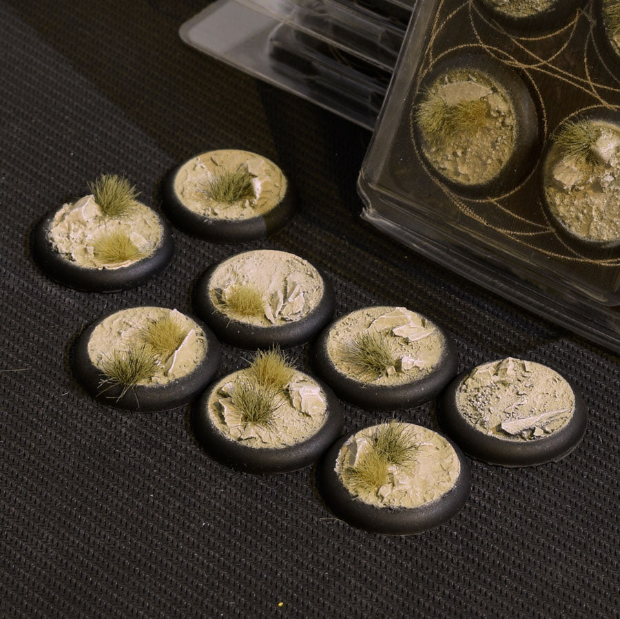 Gamers Grass Battle Ready Bases - Arid - Round Lip 30mm (x8) | 738956788719