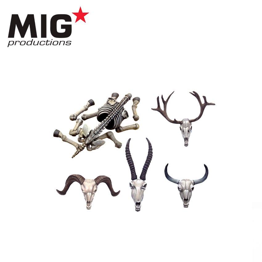 AK Interactive 1/35 Animal Skulls & Skeletons Plastic Model Kit | 8435568312913