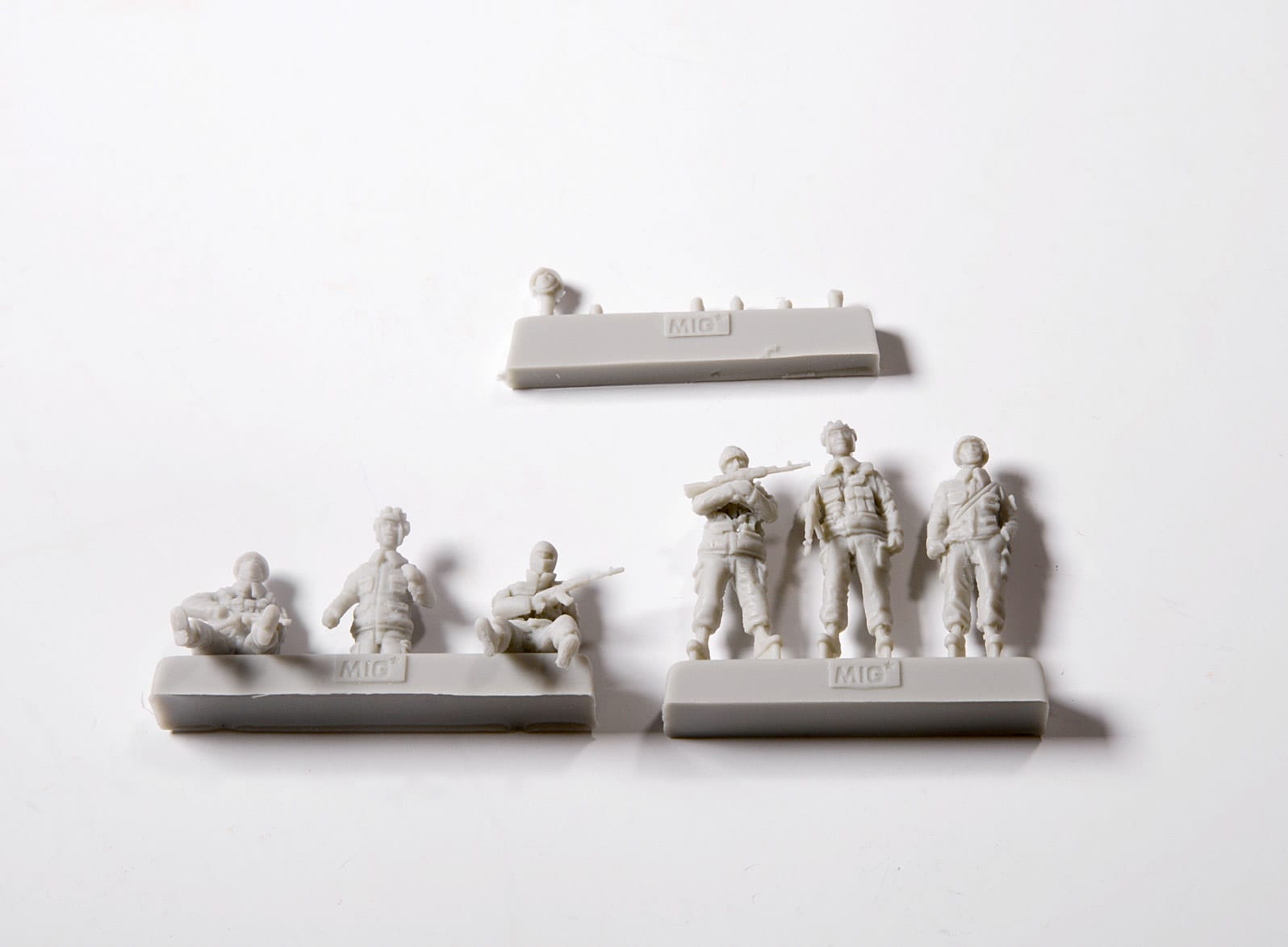 AK Interactive 1/72 Russian Modern Crew Plastic Model Kit | 8435568300750