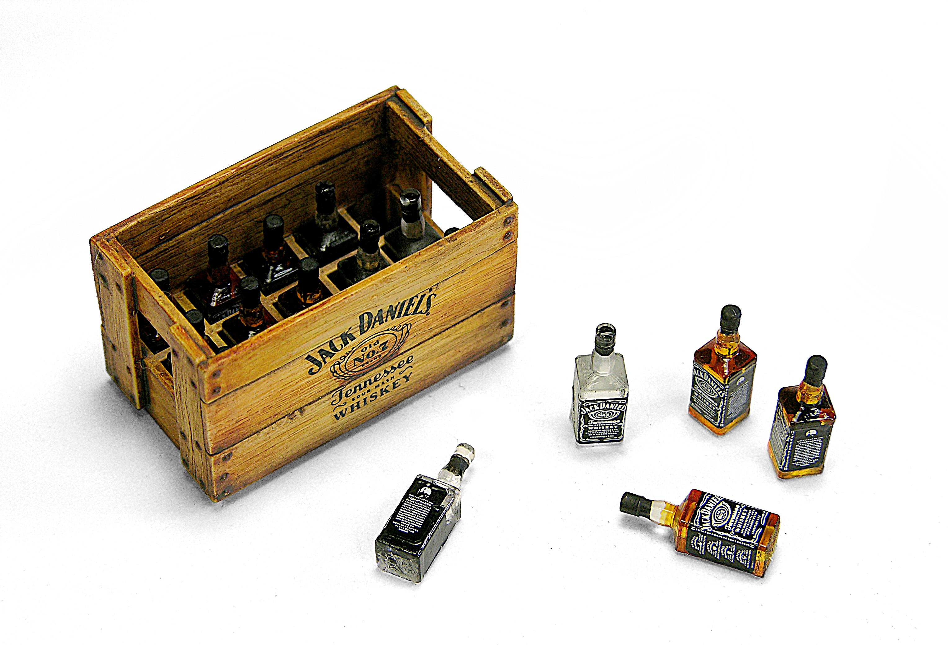 Doozy 1/24 Wooden Boxes Jack Daniel's Bottles | 8435568307858