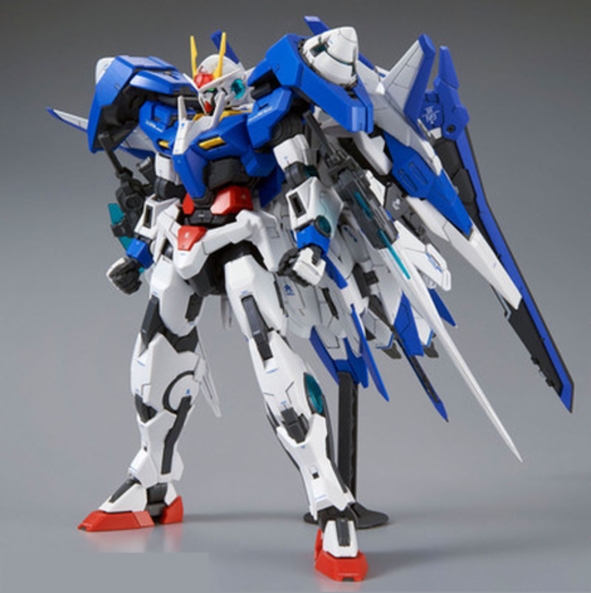 Bandai 00 XN Raiser 'Gundam 00', Bandai MG 1/100 | 4573102628480