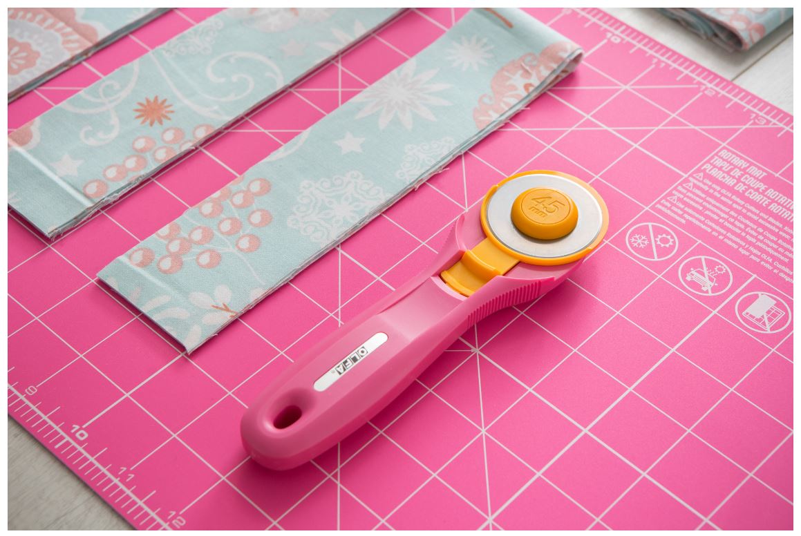 OLFA 12' x 18' Double Sided Rotary Mat, Pink (RM-CG/PIK) | 91511220407