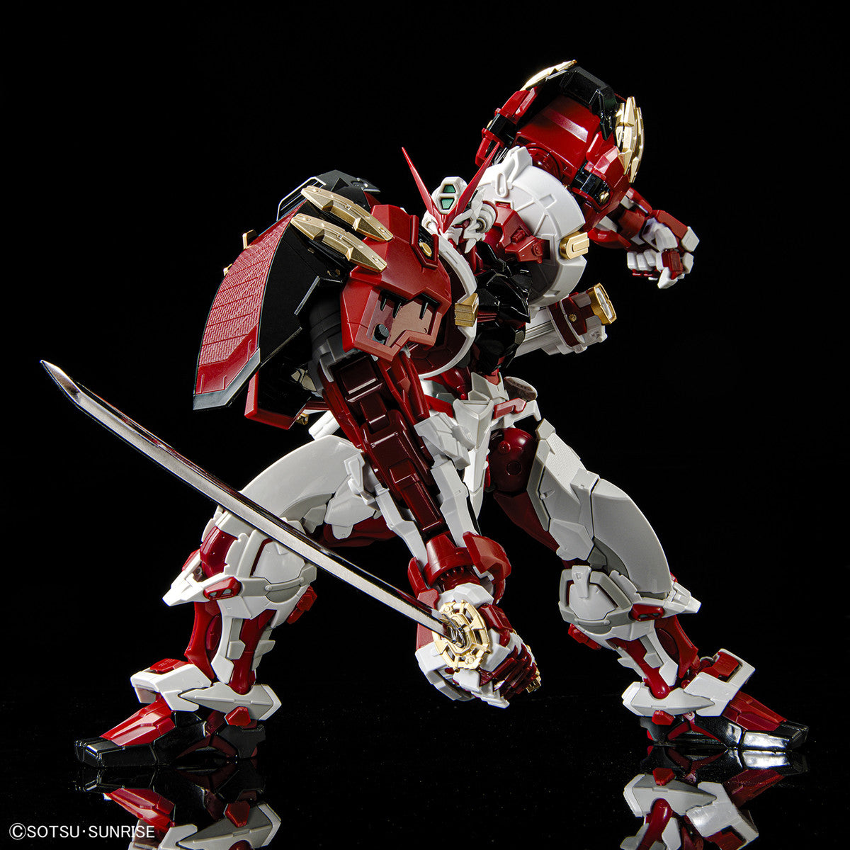 Bandai 1/100 High-Resolution Model Gundam Astray Red Frame Powered Red | 4573102620699