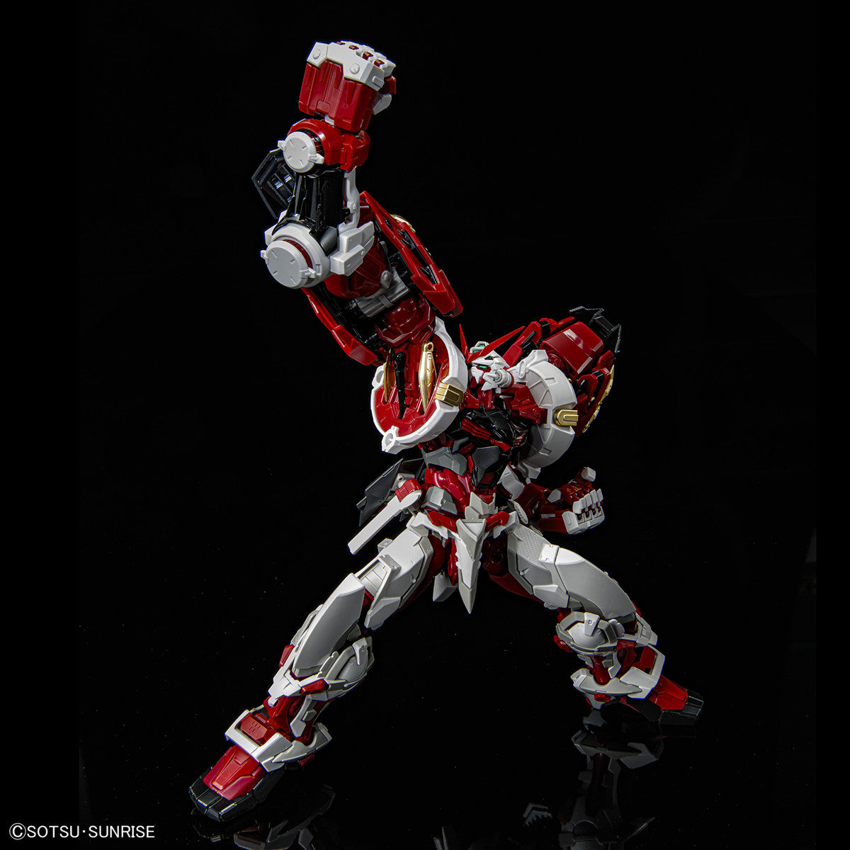 Bandai 1/100 High-Resolution Model Gundam Astray Red Frame Powered Red | 4573102620699