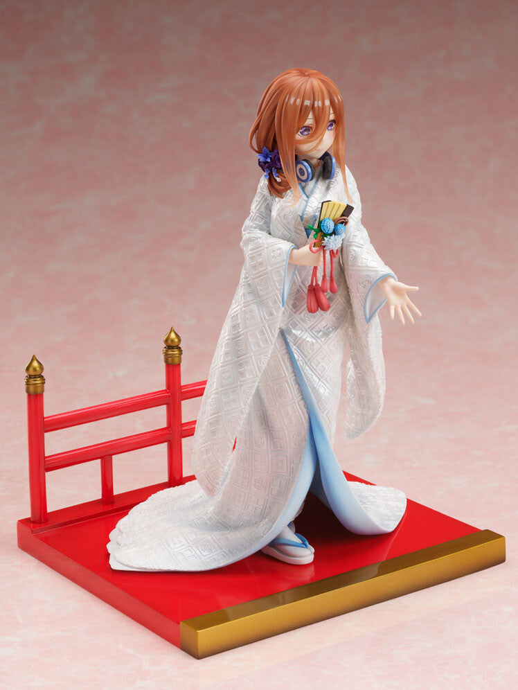 FURYU Corporation The Quintessential Quintuplets 2 Miku Nakano -Shiromuku- 1/7 Scale Figure | 4589584958403