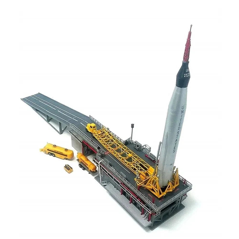 Atlantis 1/110 Atlas Rocket with Mercury Capsule | 850002740066