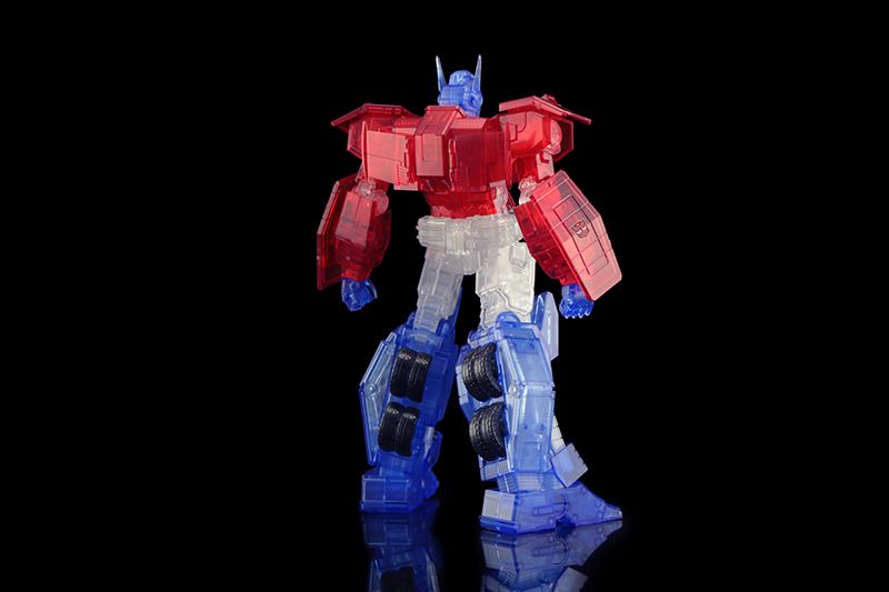 Flame Toys Furai Model Optimus Prime IDW (Clear Ver) 'Transformers' | 4897054513695