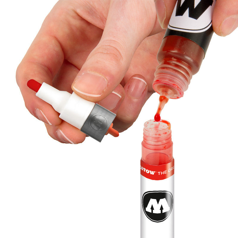 Molotow 111EM Empty Pump Marker, 2mm | 4250397600017