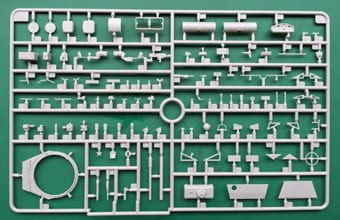 Bronco Models 1/35 A17 Vickers Tetrarch Mkl / MkICS Light Tank | 6970162330076
