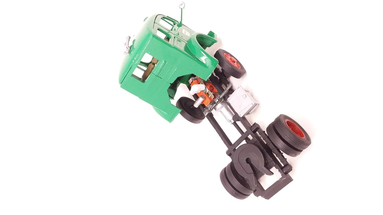 Atlantis 1/48 Vintage Gas Truck | 850002740233