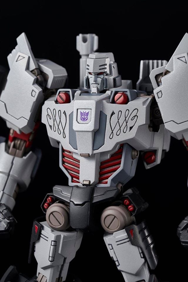Flame Toys Megatron IDW (Decepticon Ver) 'Transformers' Furai Model | 4897054513640