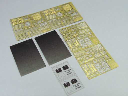 Arma Hobby 1/72 TS-11 Iskra Deluxe Set | 5907747900622