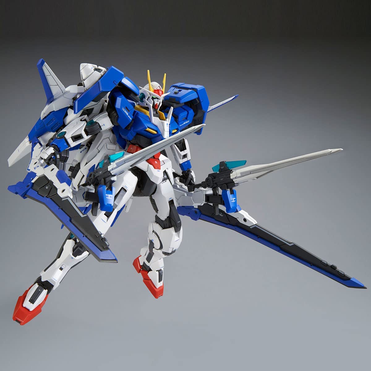 Bandai 00 XN Raiser 'Gundam 00', Bandai MG 1/100 | 4573102628480