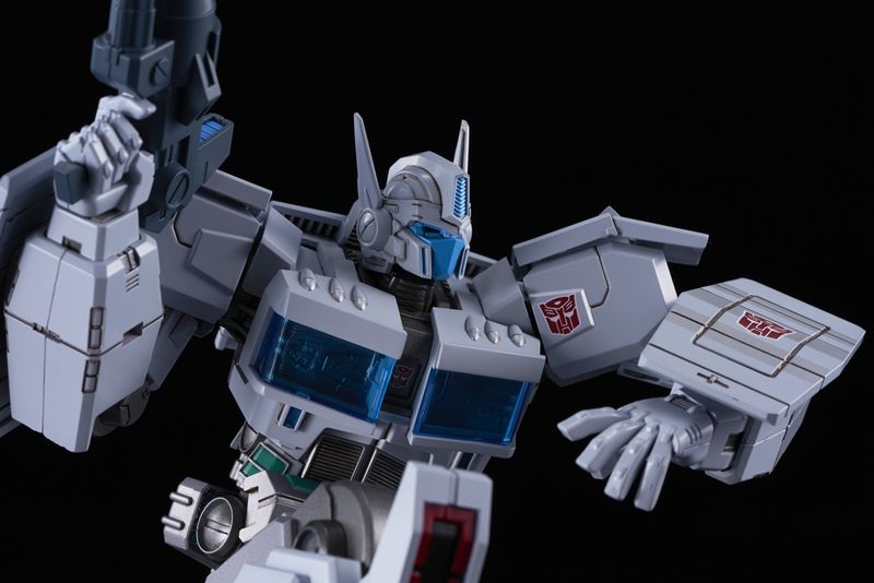 Flame Toys Furai Ultra Magnus (IDW Ver.) 'Transformers' | 4897054513688