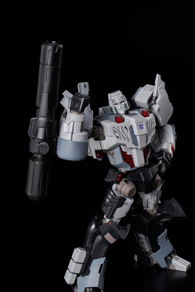 Flame Toys Megatron IDW (Decepticon Ver) 'Transformers' Furai Model | 4897054513640
